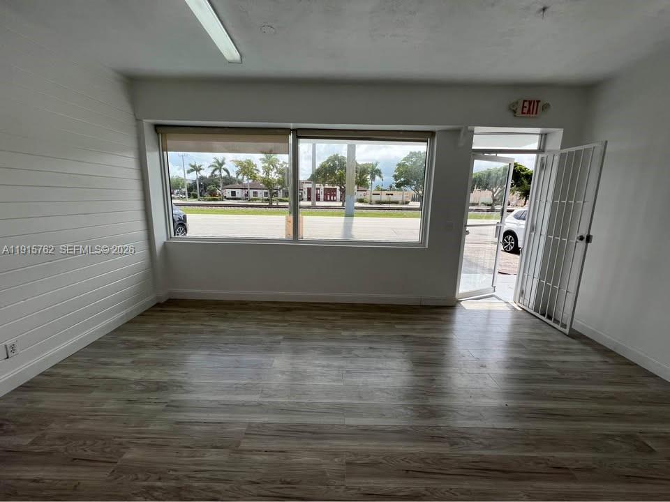 1812 N Dixie Hwy, Hollywood FL 33020