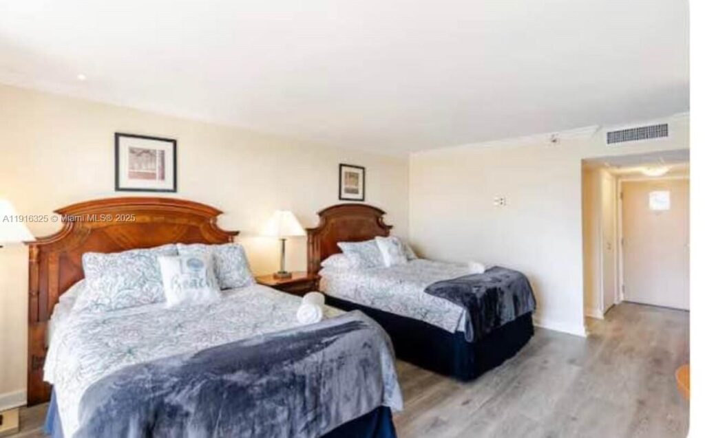 19201 Collins Ave # 733, Sunny Isles Beach FL 33160