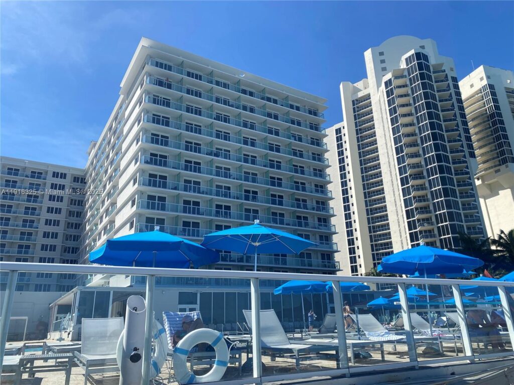 19201 Collins Ave # 733, Sunny Isles Beach FL 33160