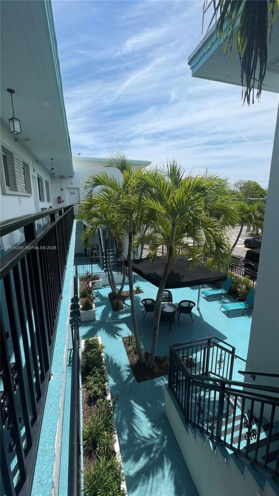 8100 Harding Ave # 508, Miami Beach FL 33141