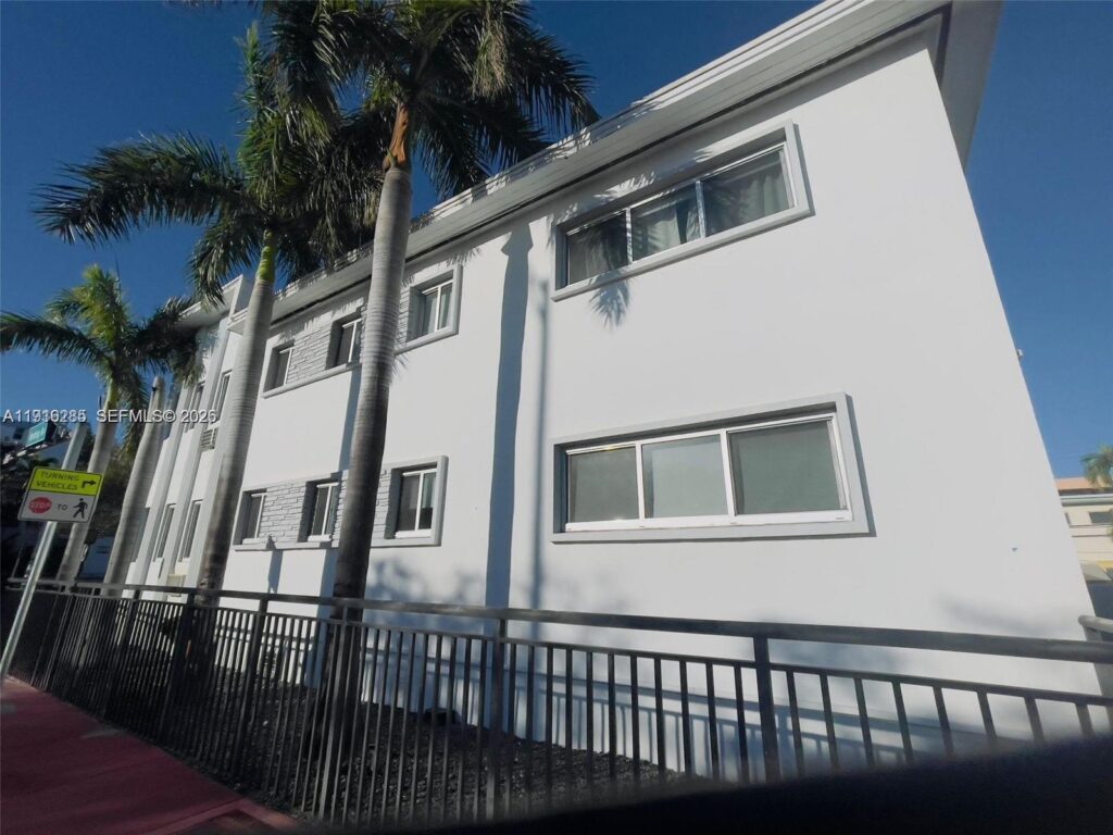 8100 Harding Ave # 508, Miami Beach FL 33141