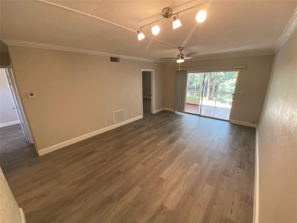 1400 NE 57th Street # 104, Fort Lauderdale FL 33334