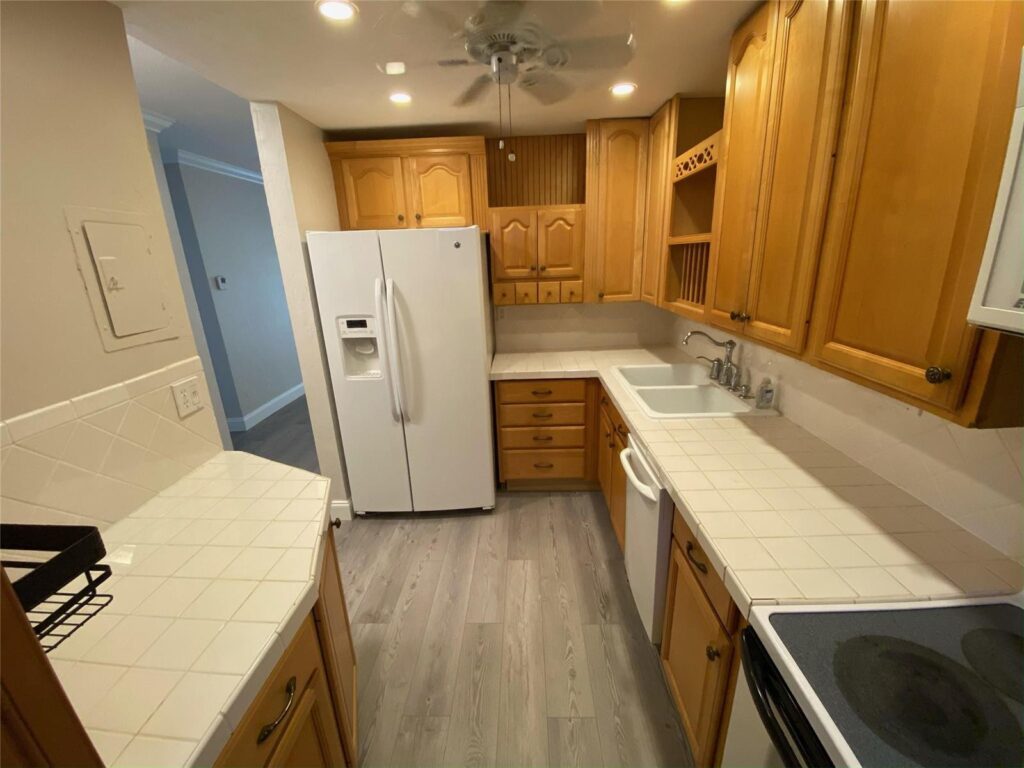 1400 NE 57th Street # 104, Fort Lauderdale FL 33334