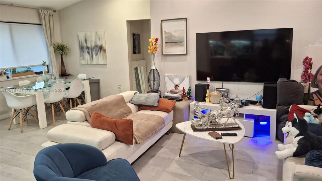 3510 NW 33rd Ave, Miami FL 33142