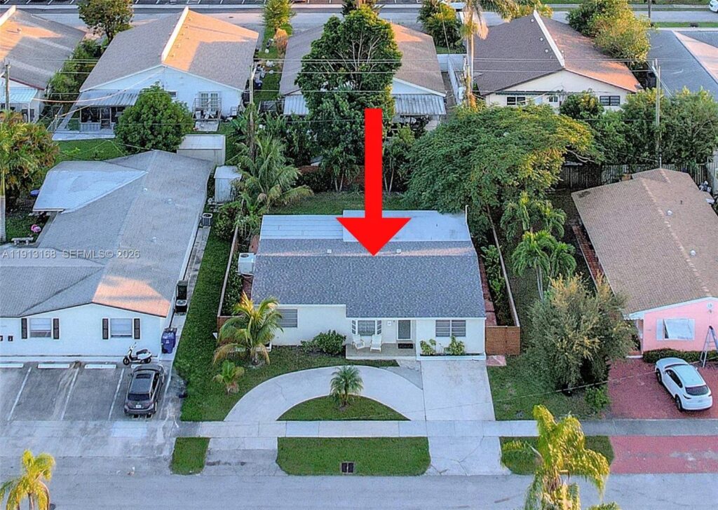1012 NE 2nd Street, Hallandale Beach FL 33009