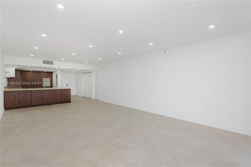 8855 Collins Ave # 6E, Surfside FL 33154