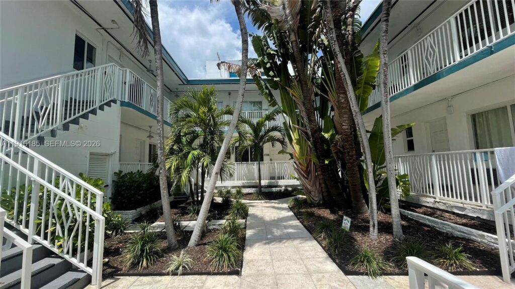 7710 Harding Ave # 408, Miami Beach FL 33141