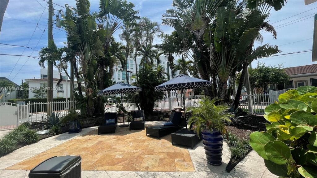 7710 Harding Ave # 408, Miami Beach FL 33141